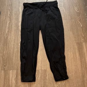 Dance Studio Mid Rise Crop 25”